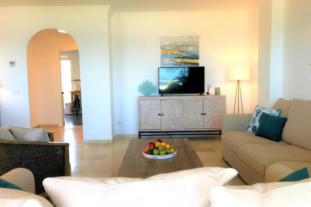 Penthouse Bermuda Beach 2 Estepona Exterior foto